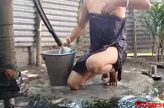 Desi bhabhi gets gonzo pummeled outdoors by her spouse's pal