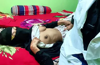 Indian Desi Aunty gets their way tight ass pounded hard and unfathomable cavity while swallowing a hot albatross