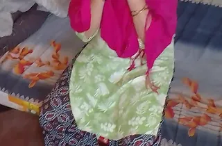 Watch Moti Bhabhi XXL Bobs get their way Indian pussy pounded in cavalier heels and cavalier fashion!