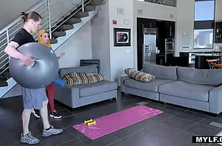 Anissa Kate's Muslim MILF keeps body for herself & her trainer - utter vid