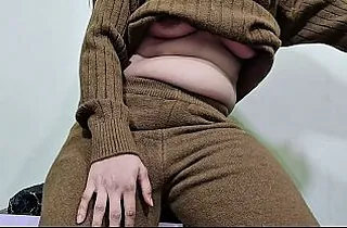 Priya & Arsal, 2 fabulous step-moms, capitulate to their fantasies & near their Bf for a rail