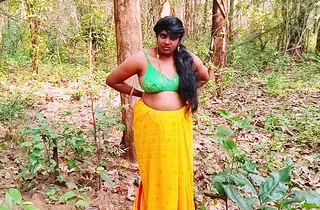 Hot Indian bhabi gets her diminutive body pounded at the end of one's tether her hubby's diminutive slut