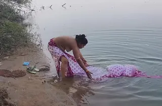 Watch this Indian Desi wifey win gungy round the ocean by her husband round an alfresco romp