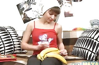 Teen food fetish slut plumbs banana