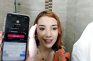 Colombian webcamer slut with an alternative look takes a sho