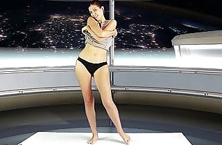 Spaceship girl: She gets orgasms to be taken on a spaceship ride