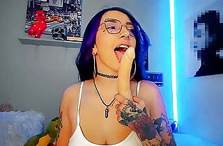 Sexy Colombian otaku webcamer flashes her ability to gag on hefty shafts as they run down her gullet and make her gag